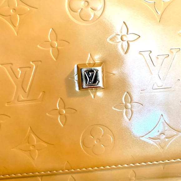 LOUIS VUITTON TOMPKINS SQUARE VERNIS Bag- Excellent Condition - Picture 9 of 13